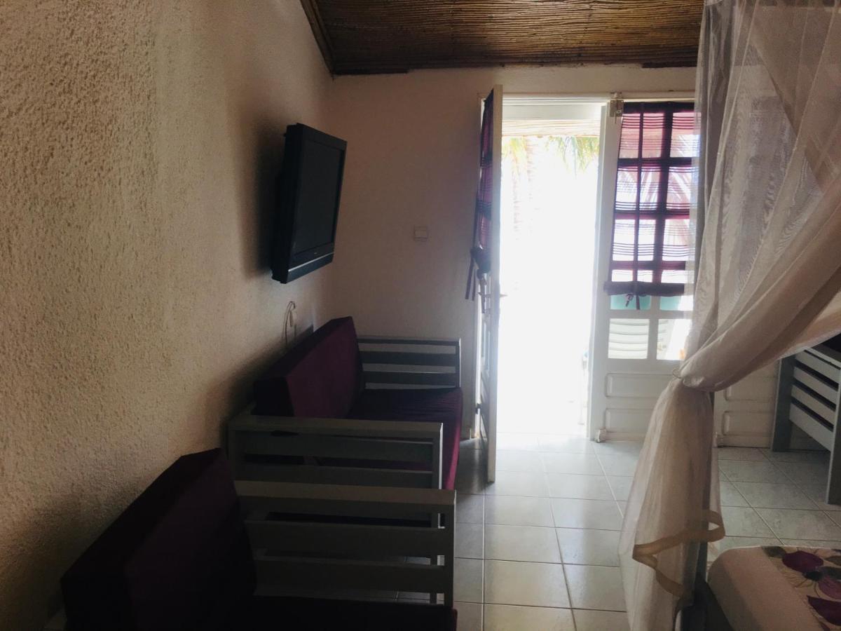 West African Beach Saly Екстер'єр фото