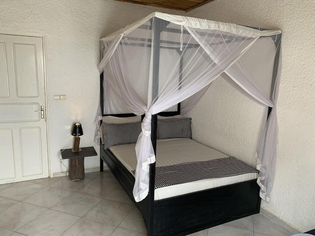 West African Beach Saly Екстер'єр фото